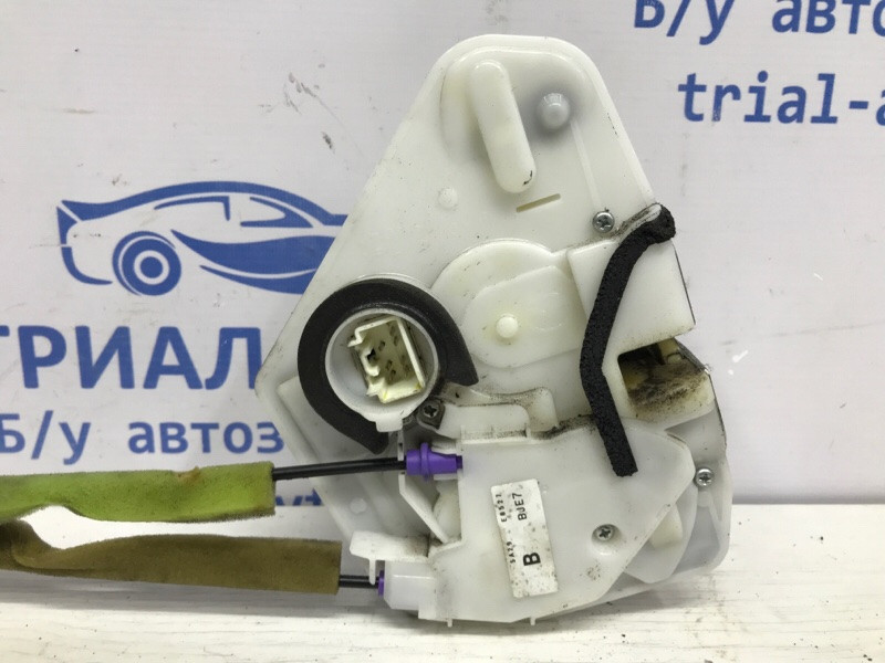 Замок двери передний правый Mazda 3 BM 2.2 DIESEL 2013 (б/у) Київ - зображення 3