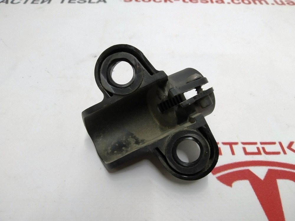 1Корпус упора крышки багажника левый Tesla model X 1051428-00-C Київ - зображення 2