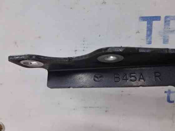 Петля капота правая Mazda 3 2013-2019 B45A52410A (Арт. 63911) Київ