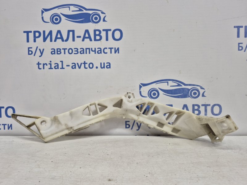 Кронштейн бампера задний левый Mazda 3 BK 1.6 БЕНЗИН Z6 2003 (б/у) Киев - изображение 1