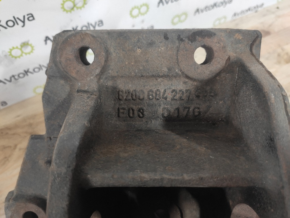 Кронштейн промвала правый Renault Master 2.2 dci / 2.5 dci 1998-2010 (8200684227) Ковель - зображення 3