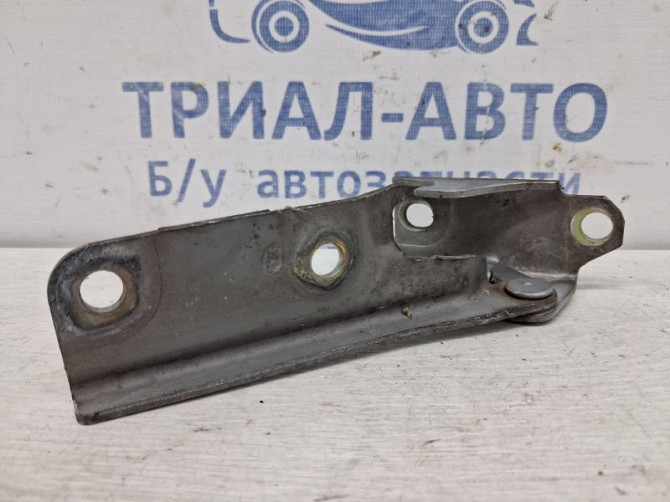 Петля капота левая Mitsubishi Pajero Wagon 3 3.2 ДИЗЕЛЬ 4M41 1999 (б/у) Київ - зображення 3