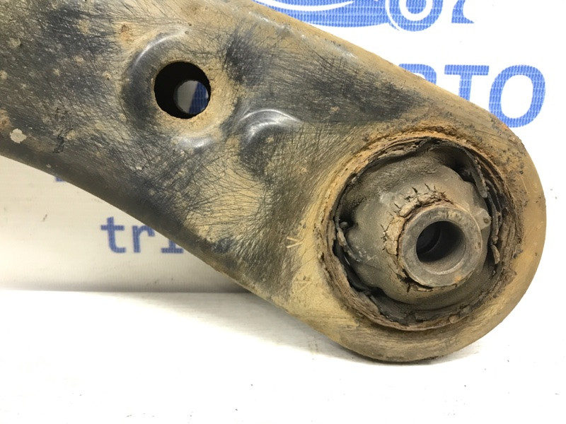 Рычаг левый Toyota RAV 4 A30 2.2 DIESEL 2ADFTV 2005 (б/у) Київ - зображення 2