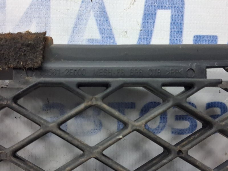 Решетка бампера центральная Hyundai Tucson JM 2.0 DIESEL D4EA 2004 (б/у) Киев - изображение 5