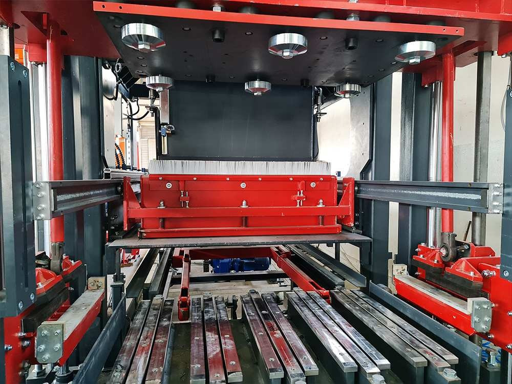 Вибропресс Prometal PRO 500 для производства блоков, брусчатки, бордюров Киев - изображение 6