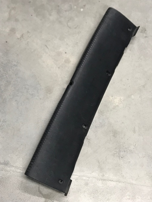 Бу накладка порога багажника лифтбэк Renault Laguna 1, 7700822182 Кропивницький - зображення 1