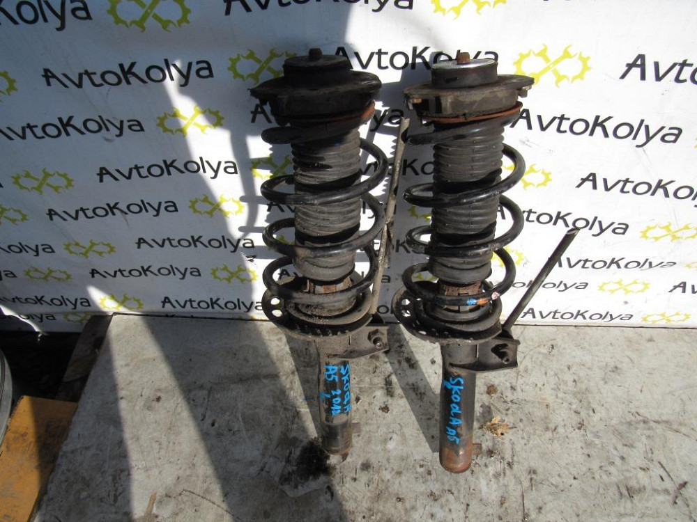 Амортизатор передний (стойка) Skoda Octavia A5 2004-2013 Ковель - изображение 1