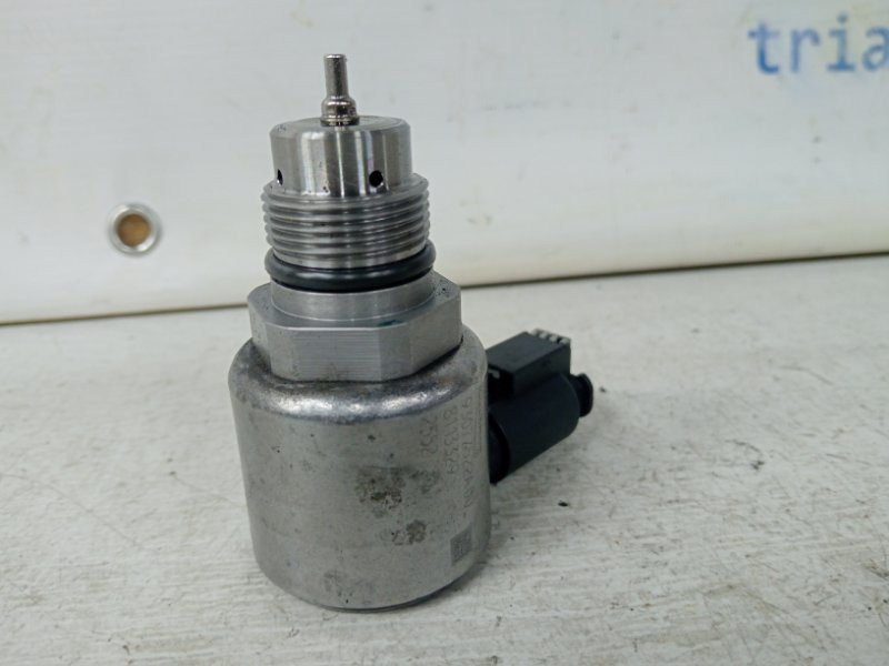 Датчик давления топлива в рейке Infiniti Q50 V37 2.2 DIESEL OM651 2013 (б/у) Київ - зображення 4