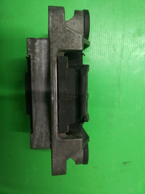 Подушка опора двигуна 1S71-7M122-CC Форд Мондео , верхня опора КПП 1X437M122 Винница - изображение 1