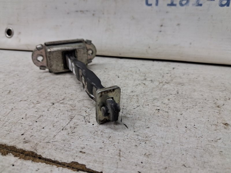 Ограничитель двери задний левый Nissan Qashqai J10 2.0 БЕНЗИН MR20DE 2006 (б/у) Киев - изображение 3