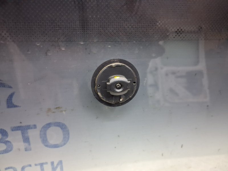 Стекло лобовое Volkswagen Caddy 2K 1.9 DIESEL BJB 2003 (б/у) Киев - изображение 7