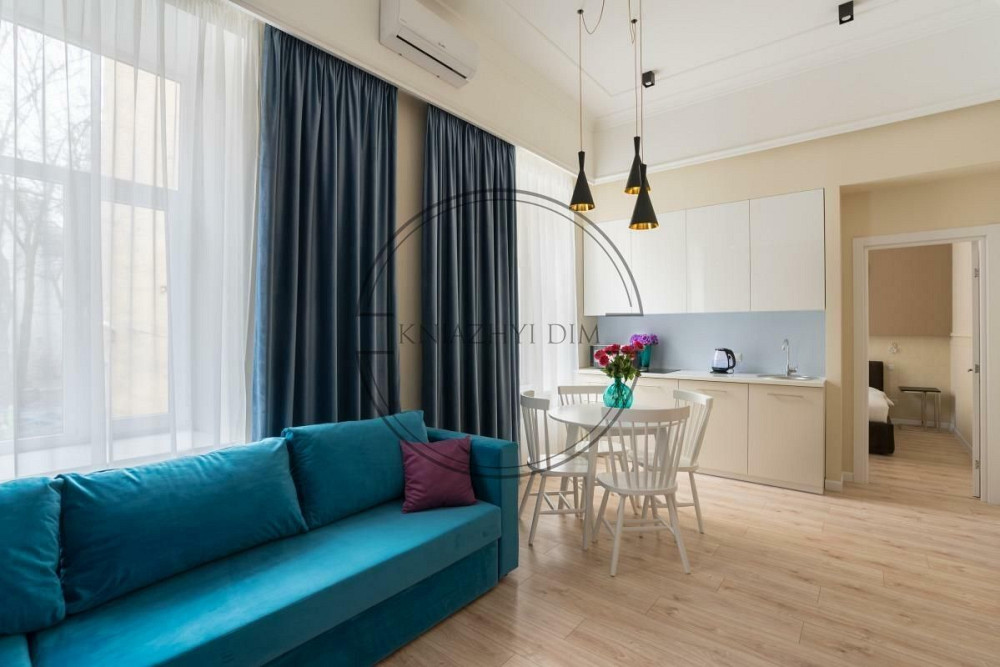 Оренда 3-х к. квартири студіо в центрі Києва Майдан Незалежності. № 11201880 Киев - изображение 3