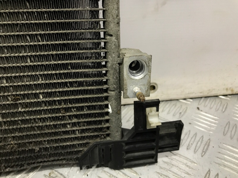 Радиатор кондиционера Mitsubishi Outlander XL 2.2 DIESEL 4N14 2007 (б/у) Киев - изображение 4