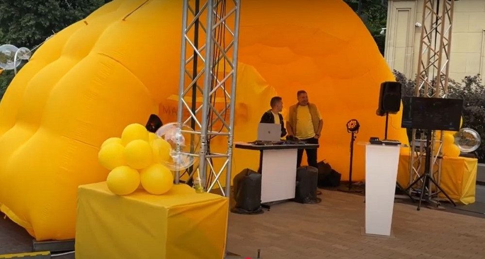 Палатка надувная тент для уличного маркетинга, рекламы возведение 5-15 мин Київ - зображення 2