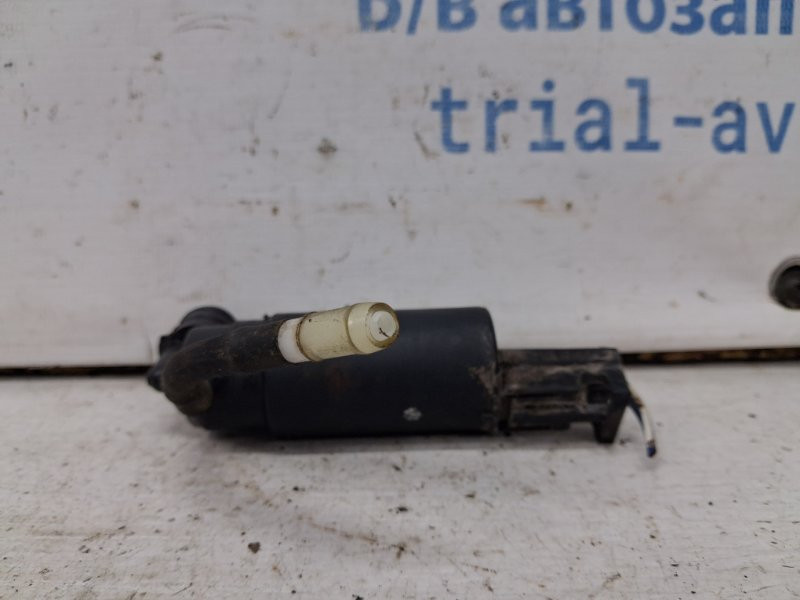 Насос омывателя стекла Toyota Avensis T25 2.2 DIESEL 2ADFTV 2002 (б/у) Київ - зображення 4