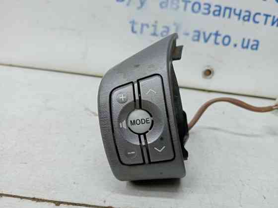 Кнопка руля Toyota RAV 4 2005-2016 8424742030 (Арт. 60532) Киев