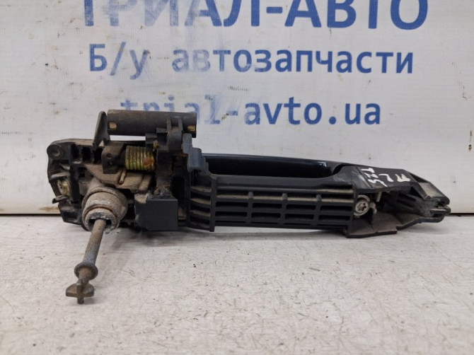 Ручка двери внешняя передняя левая Toyota Avensis T25 1.8 БЕНЗИН 1ZZFE 2002 (б/у) Київ - зображення 3