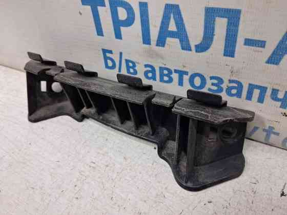Кронштейн бампера передний правый Kia Ceed 2006-2012 865181H000 (Арт. 84840) Киев