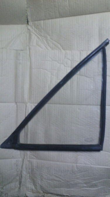 Ущільнювач переднього лівого скла 77fb-t21449-ca Форд Фієста 6060125 Винница - изображение 1