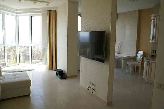 Шикарная 1 ком.-студио на Соломенке. № 1168442 Киев