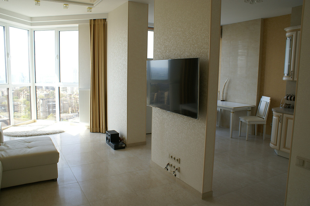 Шикарная 1 ком.-студио на Соломенке. № 1168442 Киев - изображение 1