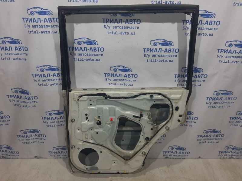 Дверь задняя правая Toyota Land Cruiser J100 1998 задн. прав. (б/у) Київ - зображення 8