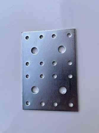 Пластина 70х100х2 мм кріпильна перфорірована сполучна сталева Нововолынск