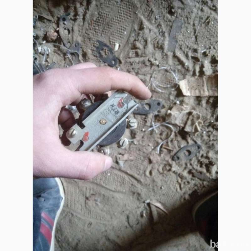 Переключатели ПП-2-10/Н2. 6а. -380в. 10а. -220в. -12шт. по 30грн Харків - зображення 2