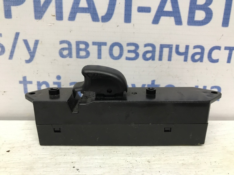 Кнопка стеклоподъемника Mitsubishi Pajero Sport K9 3.0 БЕНЗИН 6G72 1996 (б/у) Київ - зображення 1