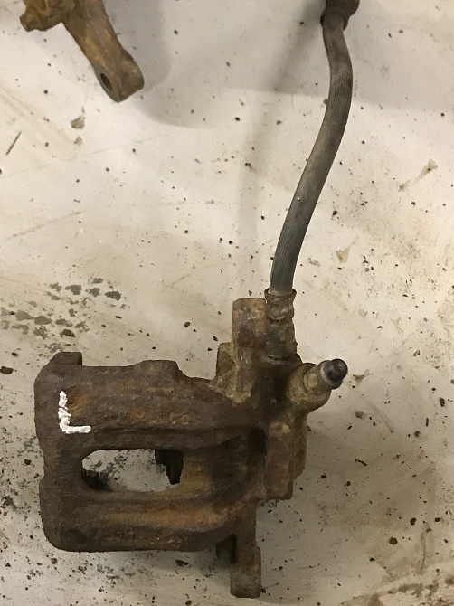 Бу суппорт тормозной задний левый Mercedes W168 A1684200683 Кропивницкий - изображение 1