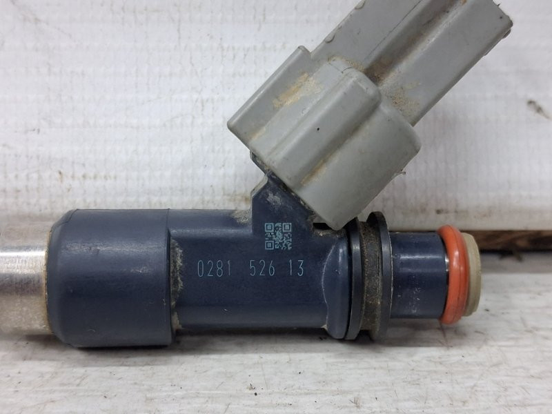 Форсунка топливная Mitsubishi Outlander CU 2.4 БЕНЗИН 4G69 2003 (б/у) Київ - зображення 3