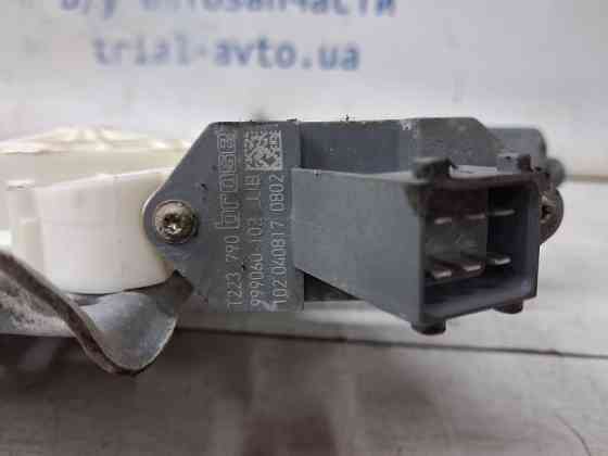 Стеклоподъемник передний левый Toyota Avensis 2002-2010 6982005050 (Арт. 62145) Киев