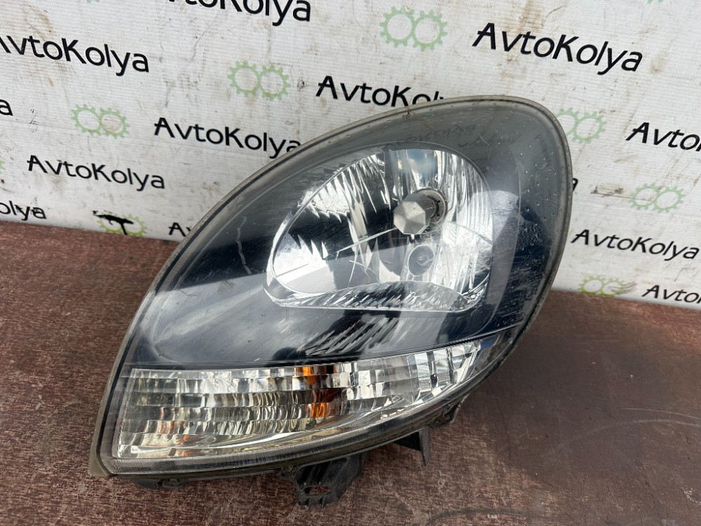 Фара правая Renault Kangoo 2003-2007 (8200444262) Ковель - зображення 1