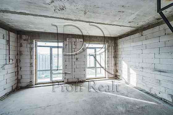 продажа 4-к таунхаус Киево-Святошинский, Стоянка, 65000 $ 