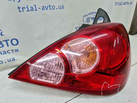 Фонарь задний внешний правый Nissan Tiida 2004-2014 26550EM00A (Арт. 81854) Киев