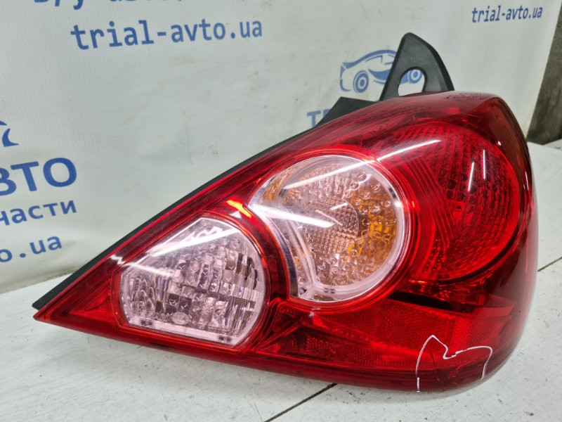 Фонарь задний внешний правый Nissan Tiida 2004-2014 26550EM00A (Арт. 81854) Киев - изображение 3