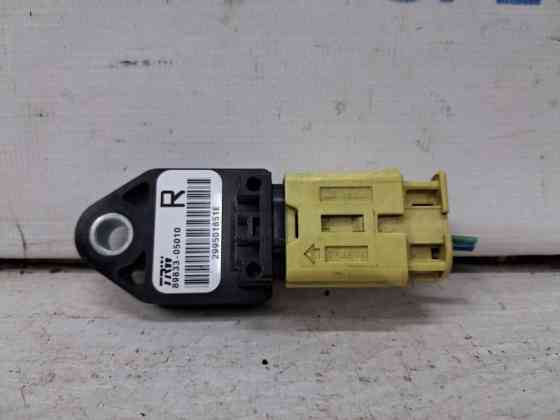 Датчик удара (AIRBAG) Toyota Avensis 2002-2010 8983305010 (Арт. 71285) Київ