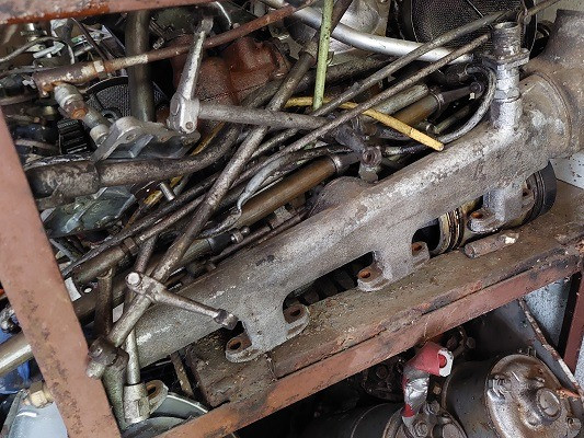 Коллектор водяной ЯАЗ204 Полтава - изображение 1