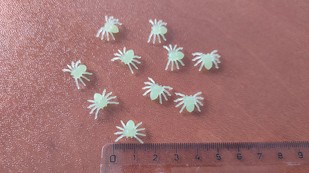 Паучки Чёрные, Белые для хэллоуина прикола пластмассовые 10 шт Бориспіль - зображення 4