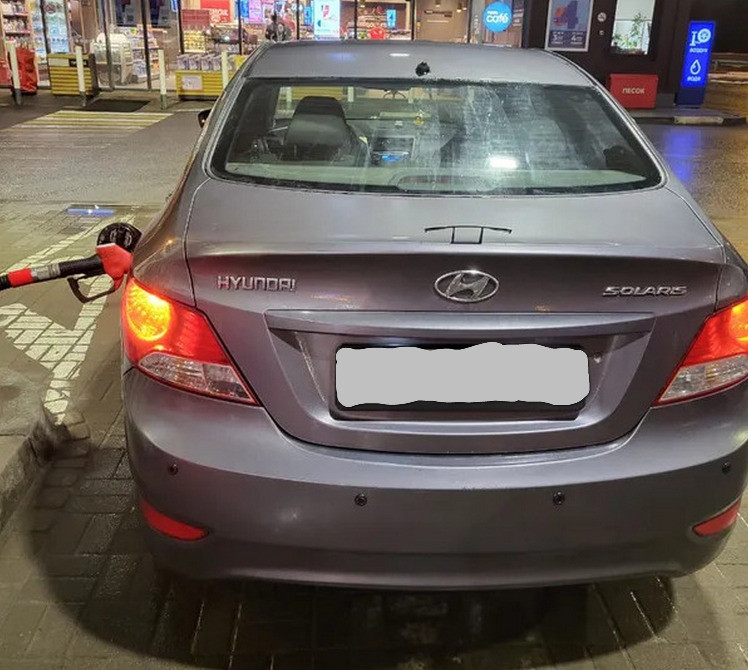 Мини Спойлер Чёрный. Синий. Белый. Красный усиленный скотч Киев - изображение 3