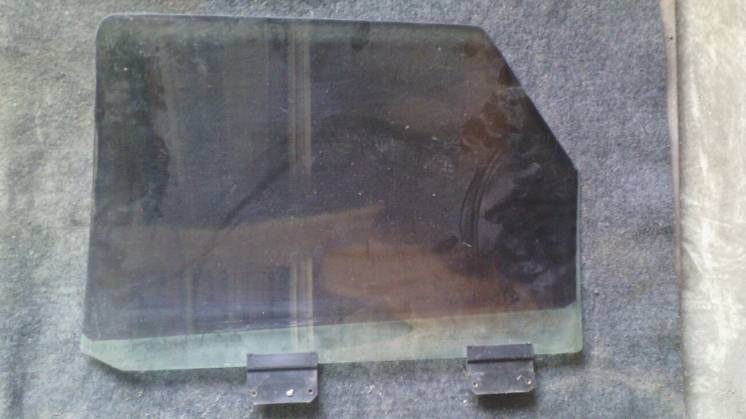 Скло задньої правої дверки Форд Скорпіо 86-93г.в. оригінал Вінниця - зображення 1