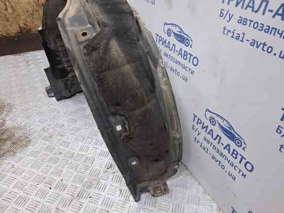 Подкрылок передний правый Toyota Avensis T25 1.8 БЕНЗИН 1ZZFE 2002 (б/у) Київ