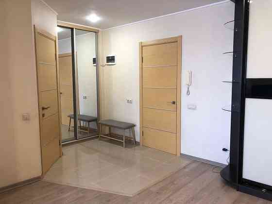 Продам. 1-к.кв. 12/14, вул.Надії Алексєєнко Дніпро