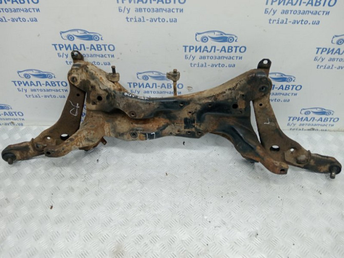 Балка передней подвески Mitsubishi Outlander CU 2.4 БЕНЗИН 4G69 2003 (б/у) Київ - зображення 1