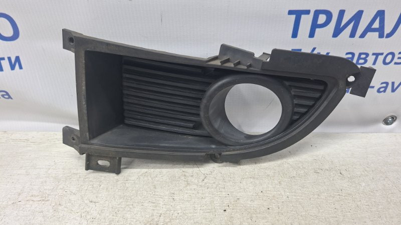 Решетка противотуманки левая Mitsubishi Lancer 9 1.6 БЕНЗИН 4G18 2003 (б/у) Киев - изображение 3