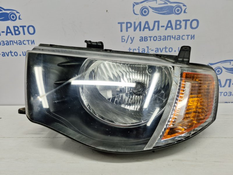 Фара левая галоген Mitsubishi L200 KB 2.5 ДИЗЕЛЬ 4D56U 2006 (б/у) Київ - зображення 1