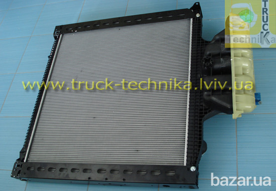 Радиатор системы охлаждения двигателя MAN TGA TGS TGX комплектный с рамкой и бачком 765*938*42 Львов - изображение 1
