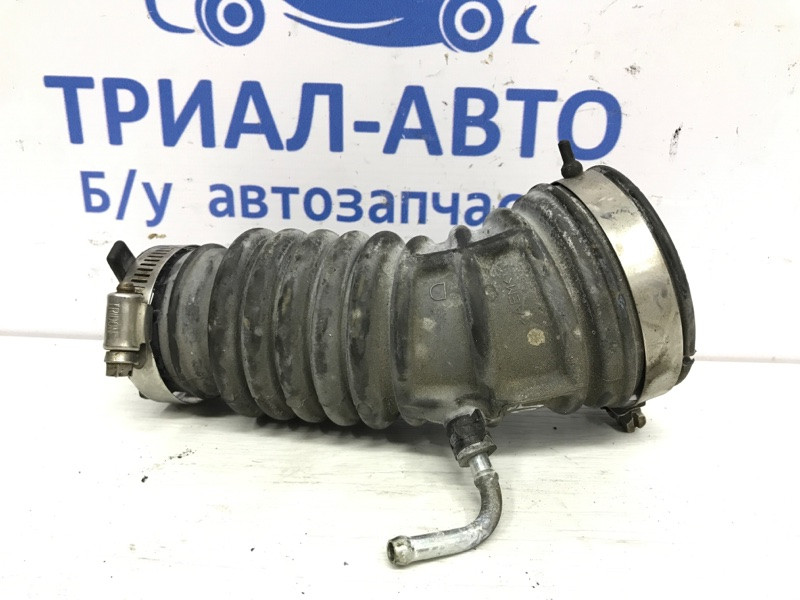 Патрубок воздушного фильтра Nissan Juke F15 1.6 TURBO MR16DDT 2010 (б/у) Киев - изображение 1