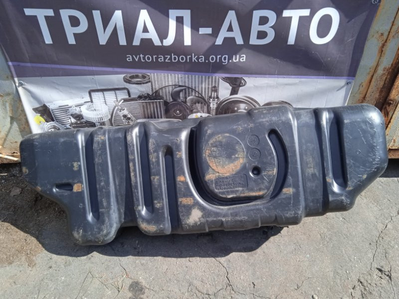 Бак топливный пластик Toyota Prado J120 3.0 DIESEL 1KDFTV 2002 (б/у) Київ - зображення 4