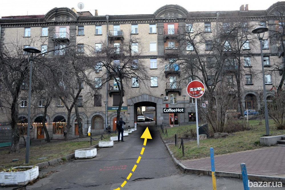 Гараж Крещатик + Прорезная Киев центр возле Майдана Незалежности Київ - зображення 3